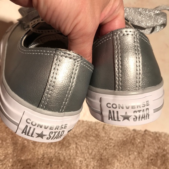 NWT CONVERSE shiny silver sneaker tennis shoes 6.5 - Picture 14 of 16